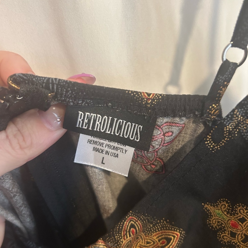 Retrolicious Black and Gold Snowflake Dress - Picture 4 of 5